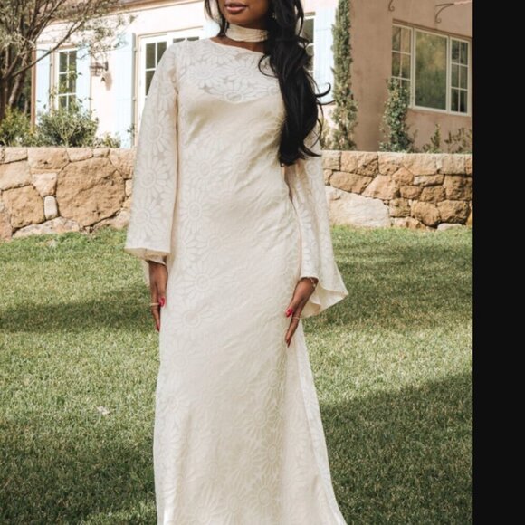 Show Me Your Mumu Sarah Dress in Cream Daisy Burnout - Picture 5 of 13